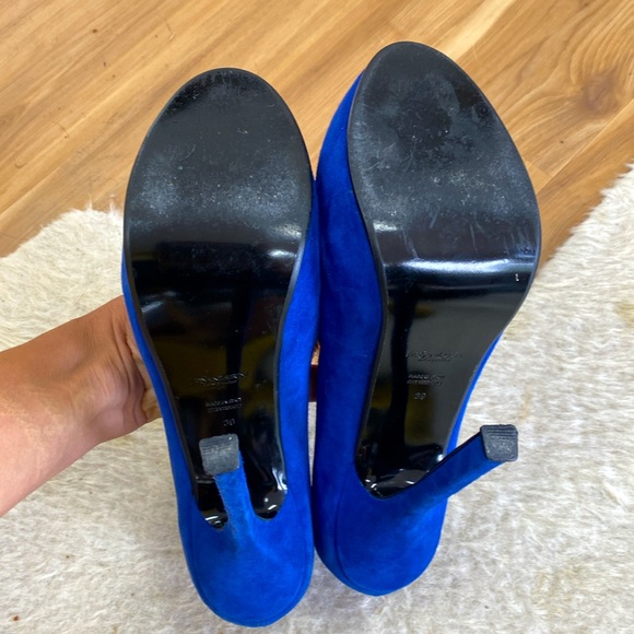 YSL Blue Suede heels good condition size 39 - Picture 5 of 5